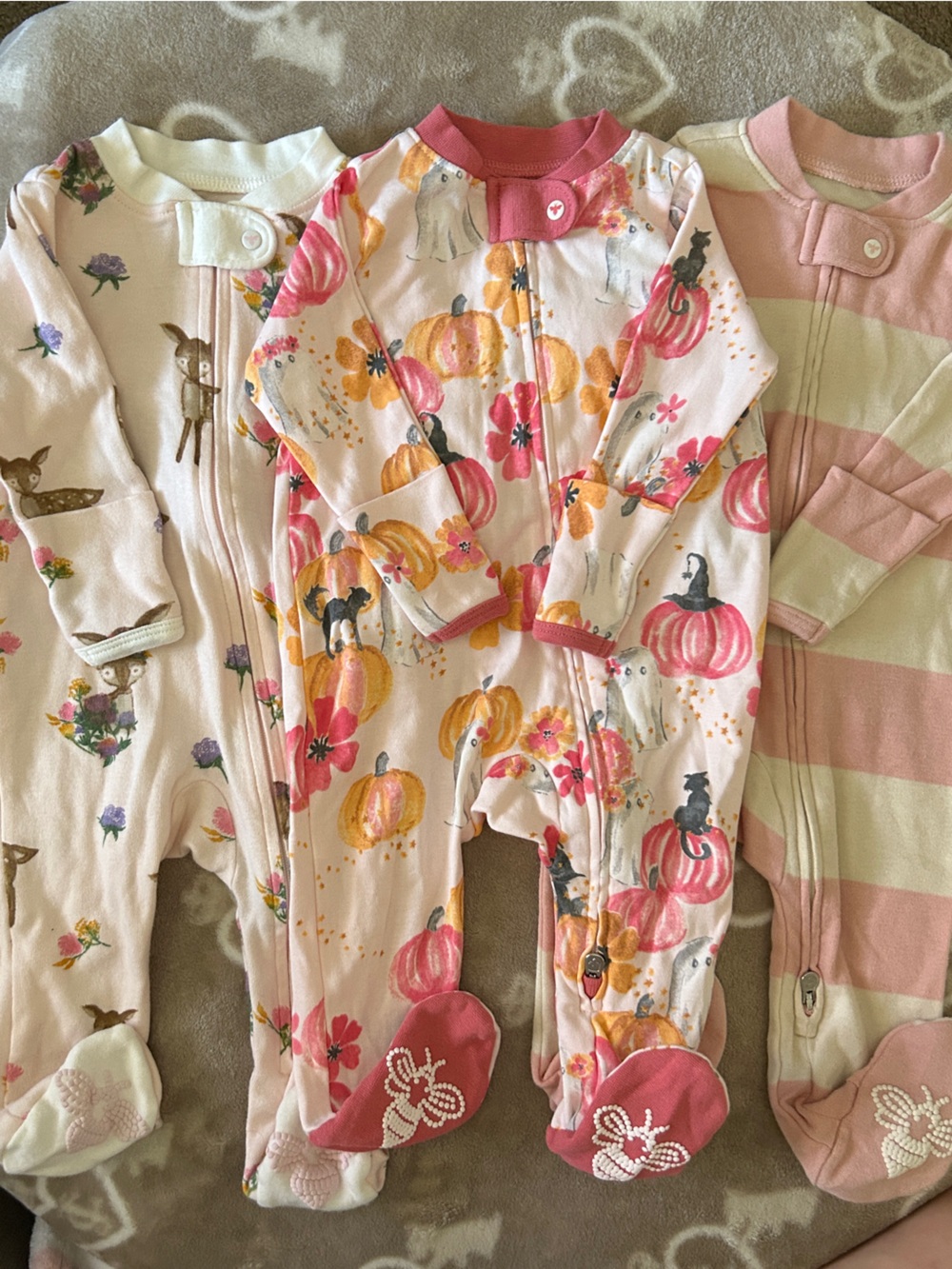 Burt's Bees Girls' Pink & Cream Pumpkin Floral Footed One-Pieces - 3 Pack